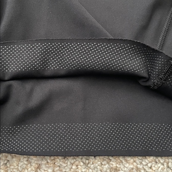 Lululemon Base Pace High-Rise Short 6” inseam - Picture 6 of 11